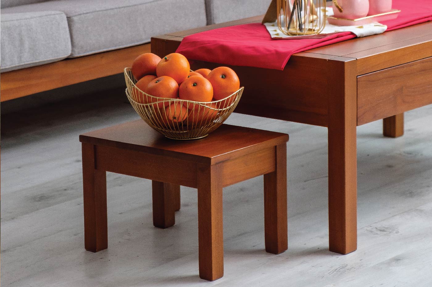 STAK SMALL SIDE TABLE