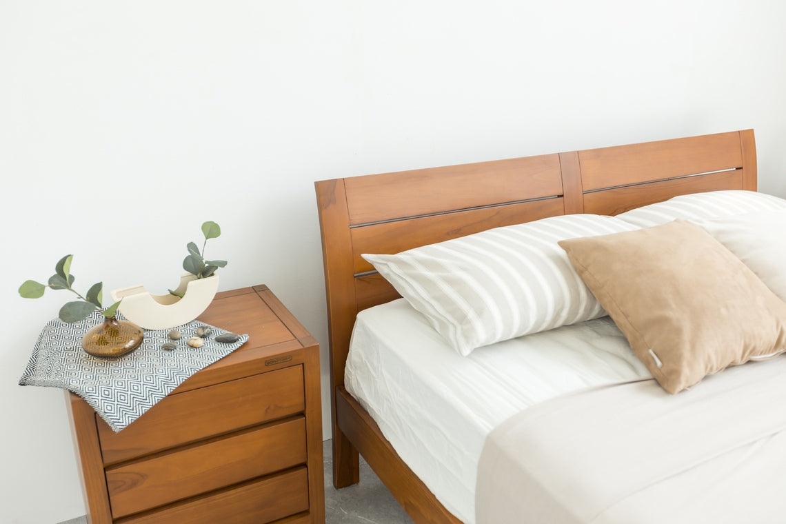 KURVA 5FT QUEEN BED FRAME