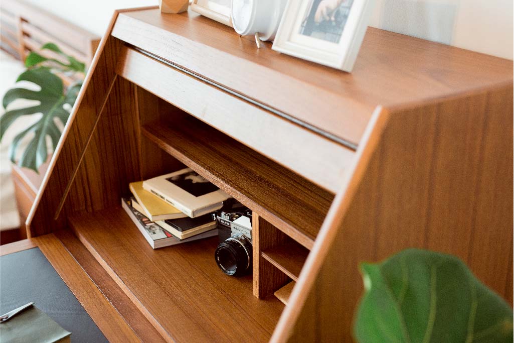 82CM STUDY DESK