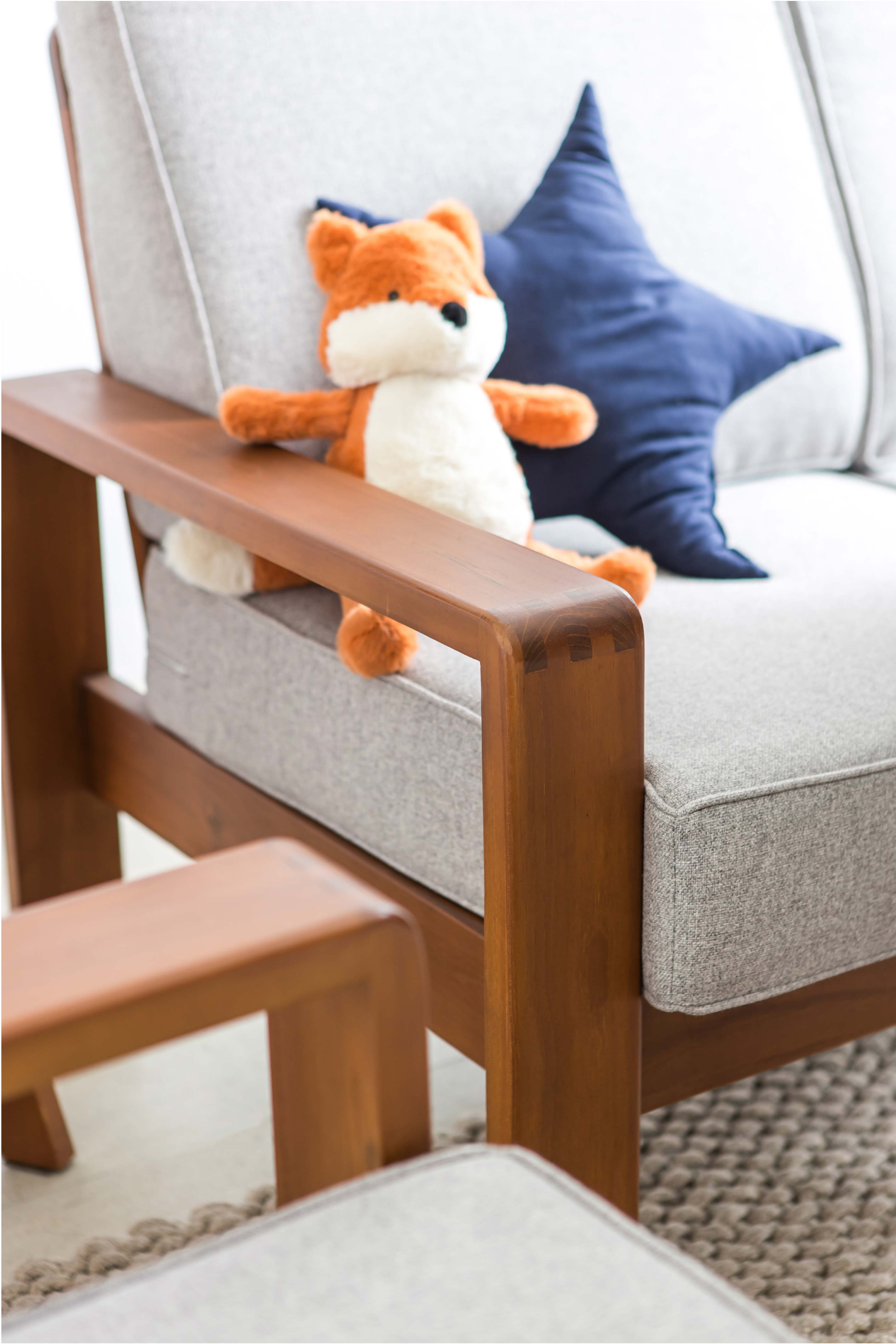 IKON SOFA 2 SEATER