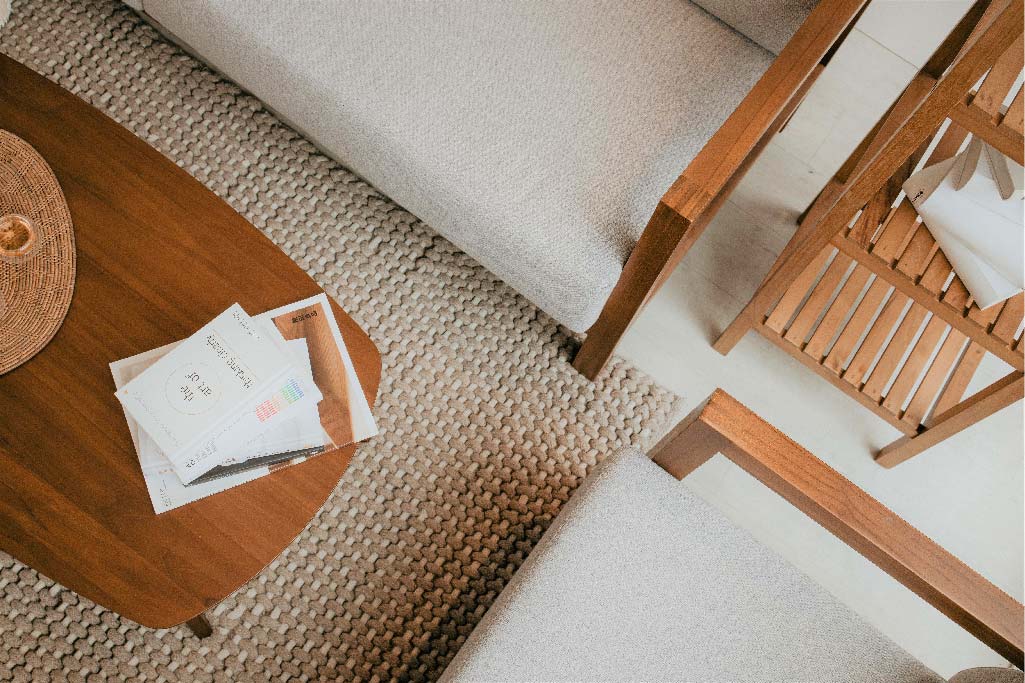 LYS COFFEE TABLE