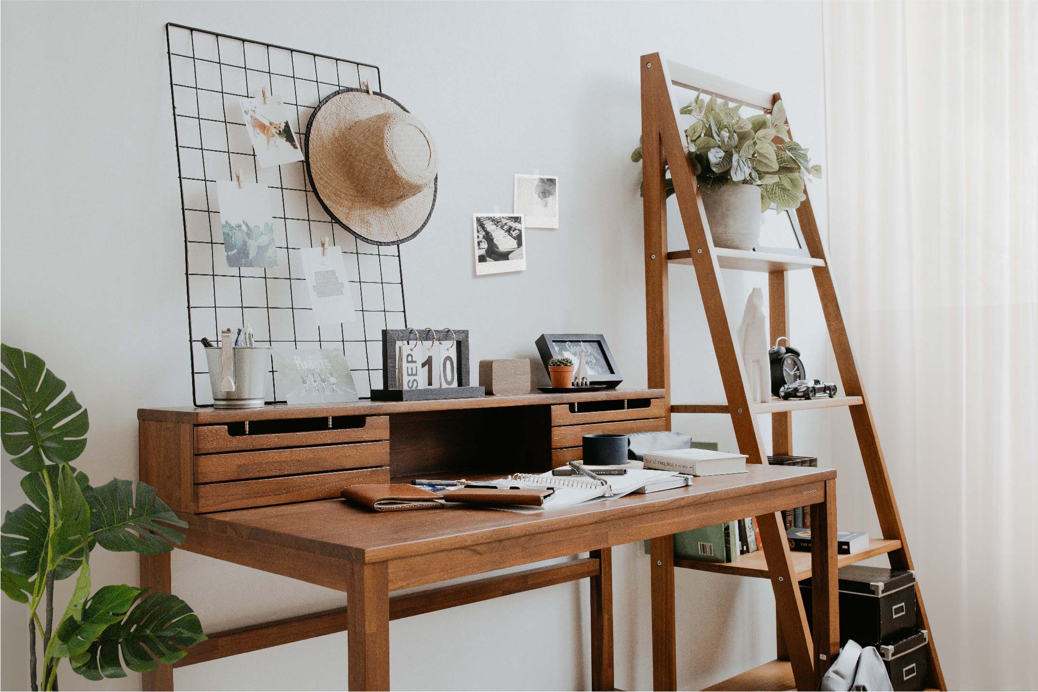 SLAT 110CM SECRETARY DESK