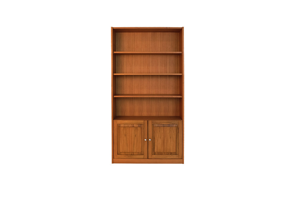 HYLLA BOOKSHELF (WITH WOODEN DOOR)