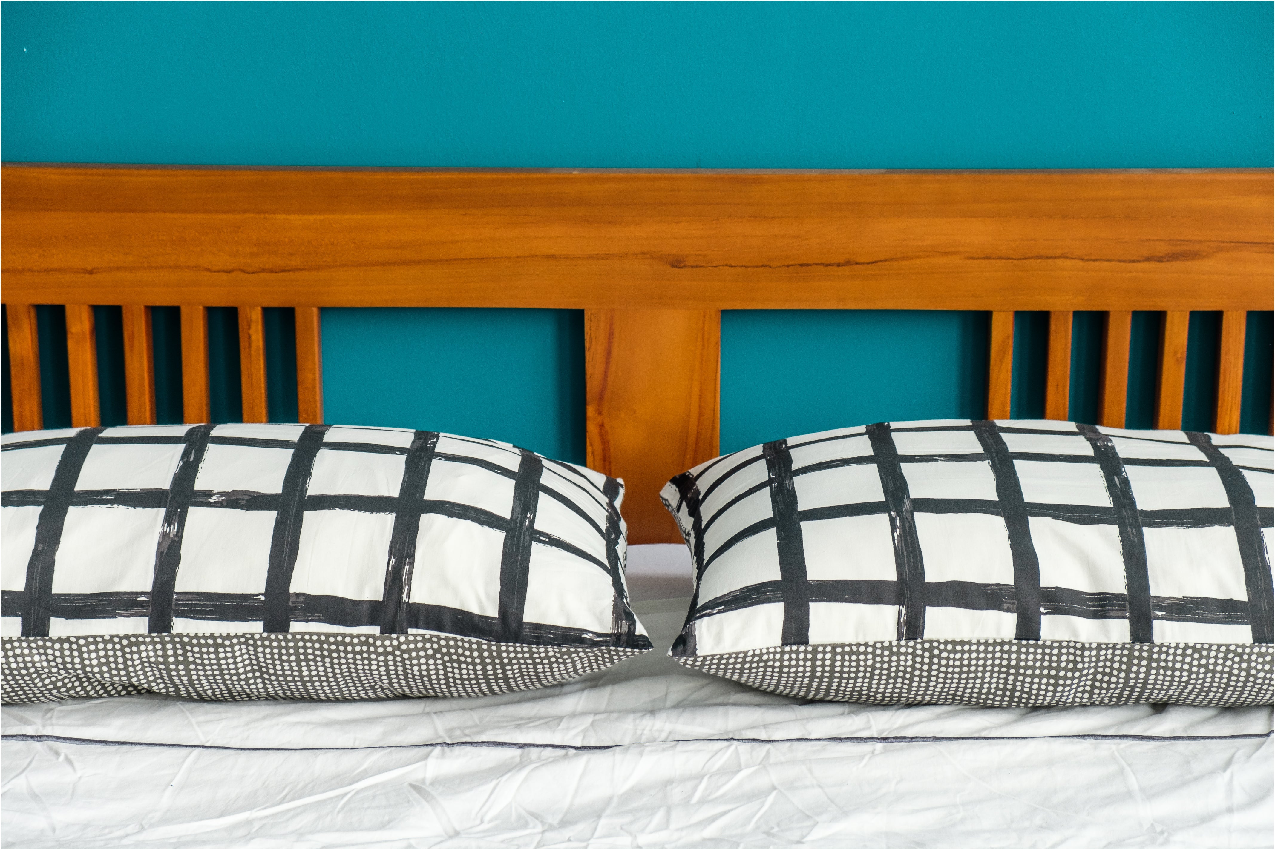 BRIS 6FT KING BED FRAME