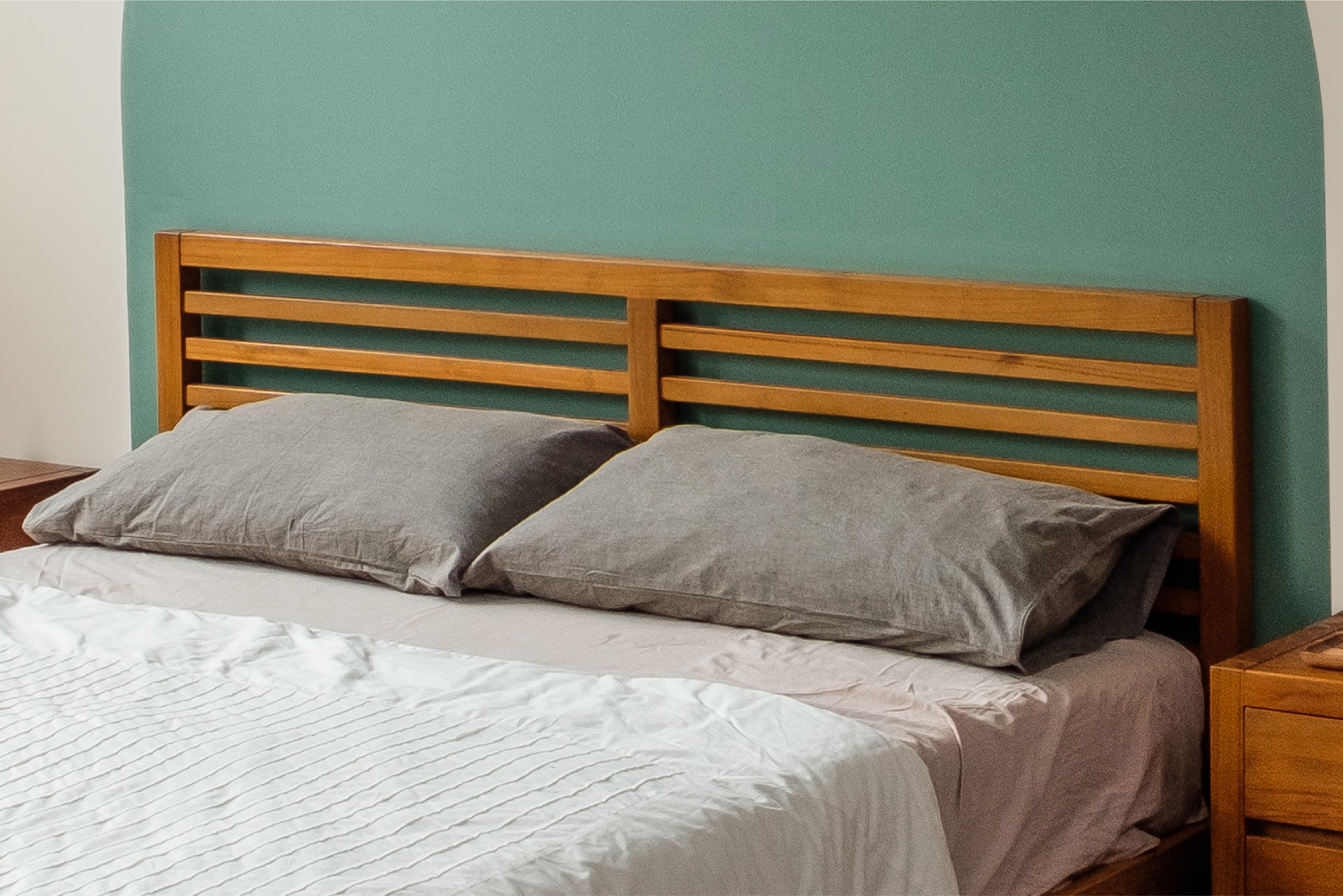 ENKEL 5FT QUEEN BED FRAME