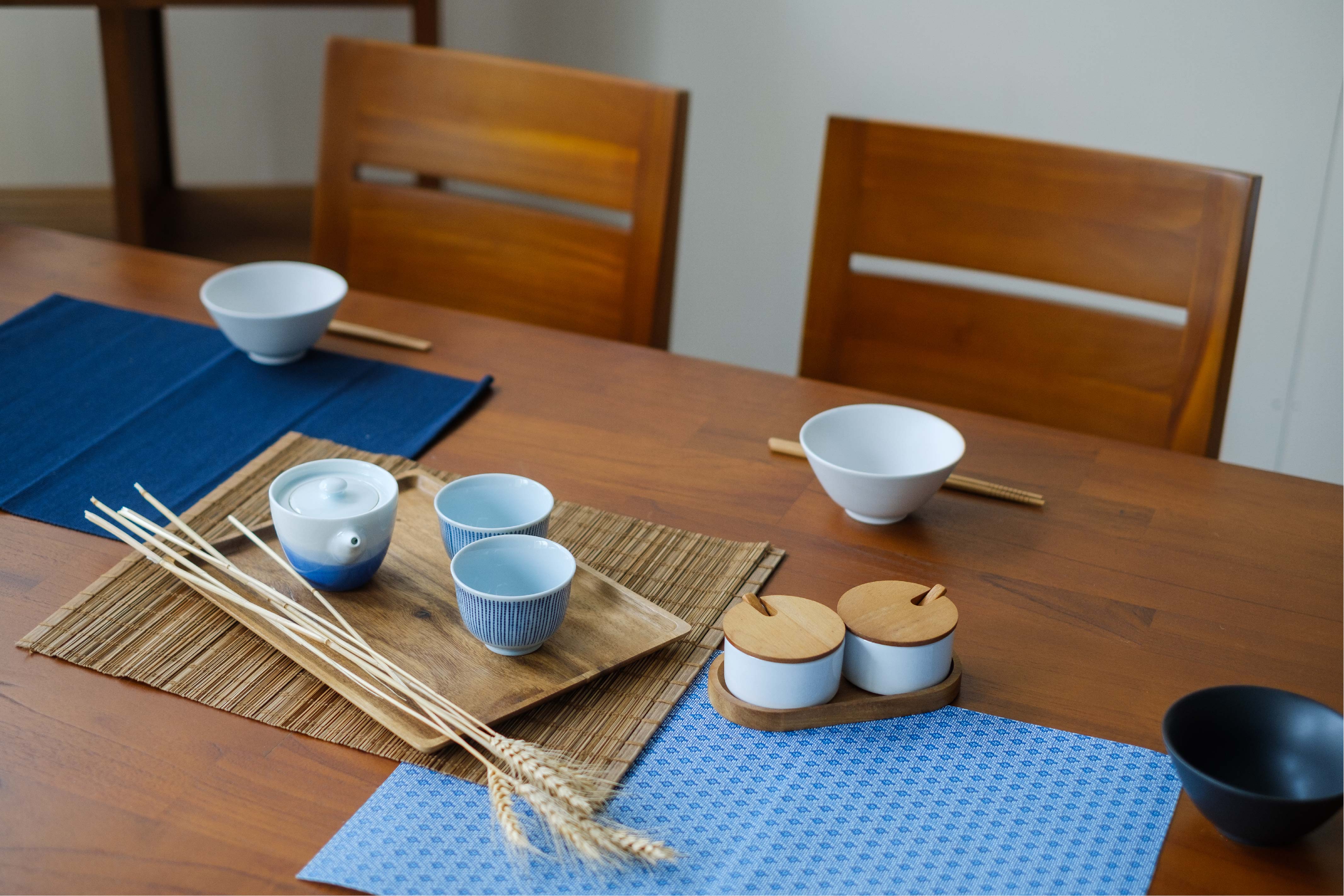 LOIS 150CM DINING TABLE